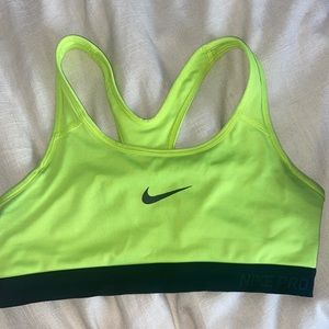 Nike pro S sports bra